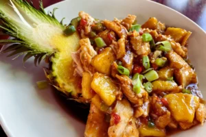 Delicious chicken pineapple bowl recipe