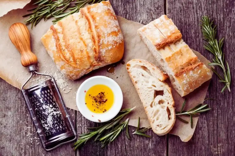 Easy Rosemary Olive Oil Bread Recipe: Moist & Flavorful